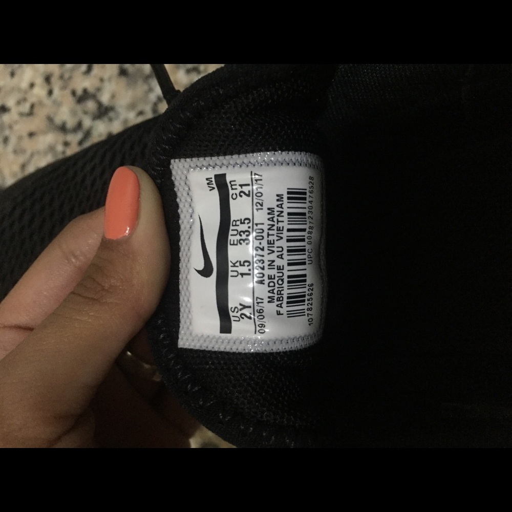 KIDS SHOES